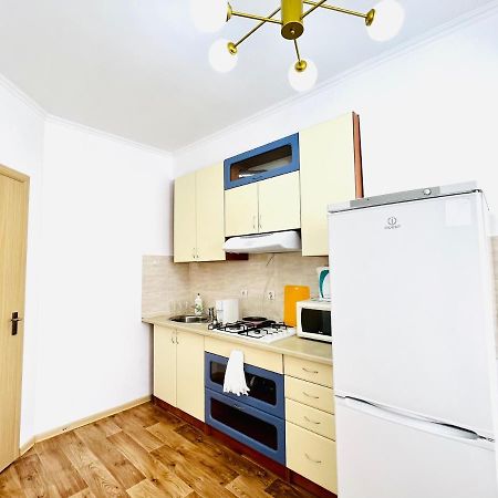 Evita Apartment Бішкек Екстер'єр фото