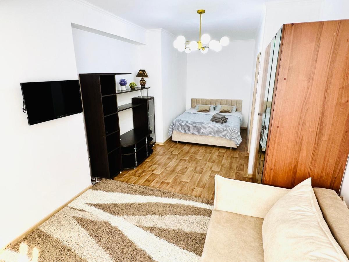 Evita Apartment Бішкек Екстер'єр фото